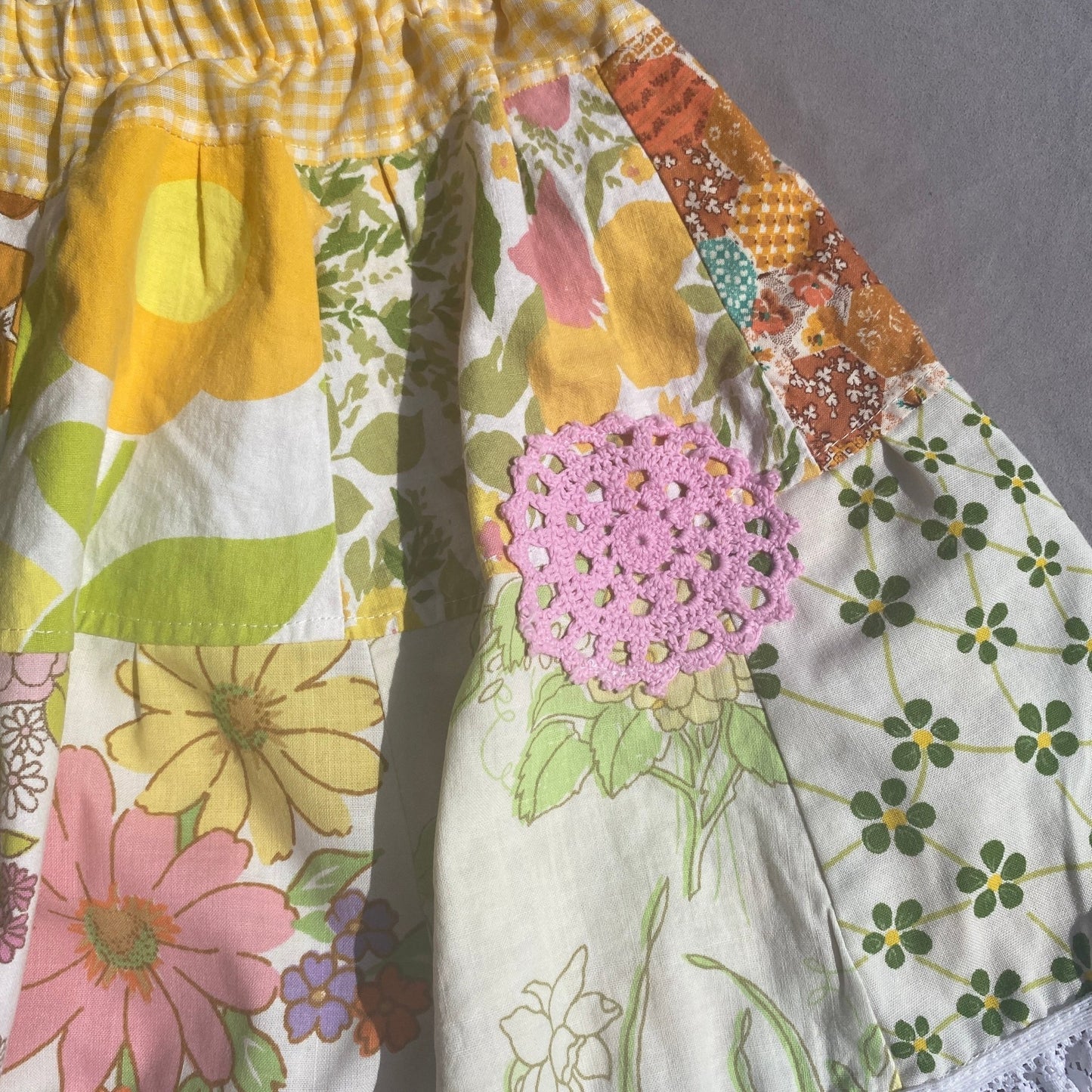Style Floral Embroidered Skirt