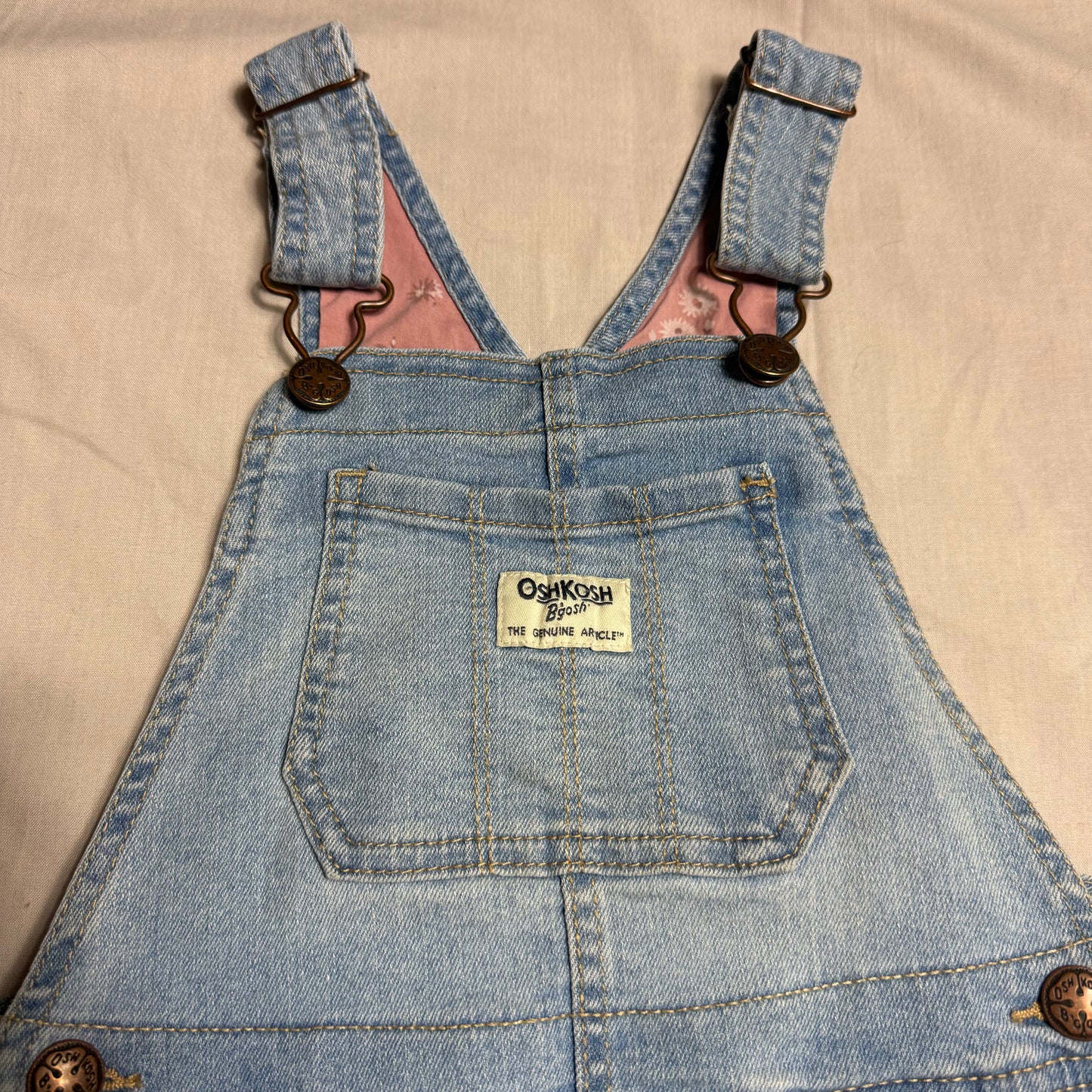 OshKosh B'Gosh Lightwash Dungarees 4-5 Years
