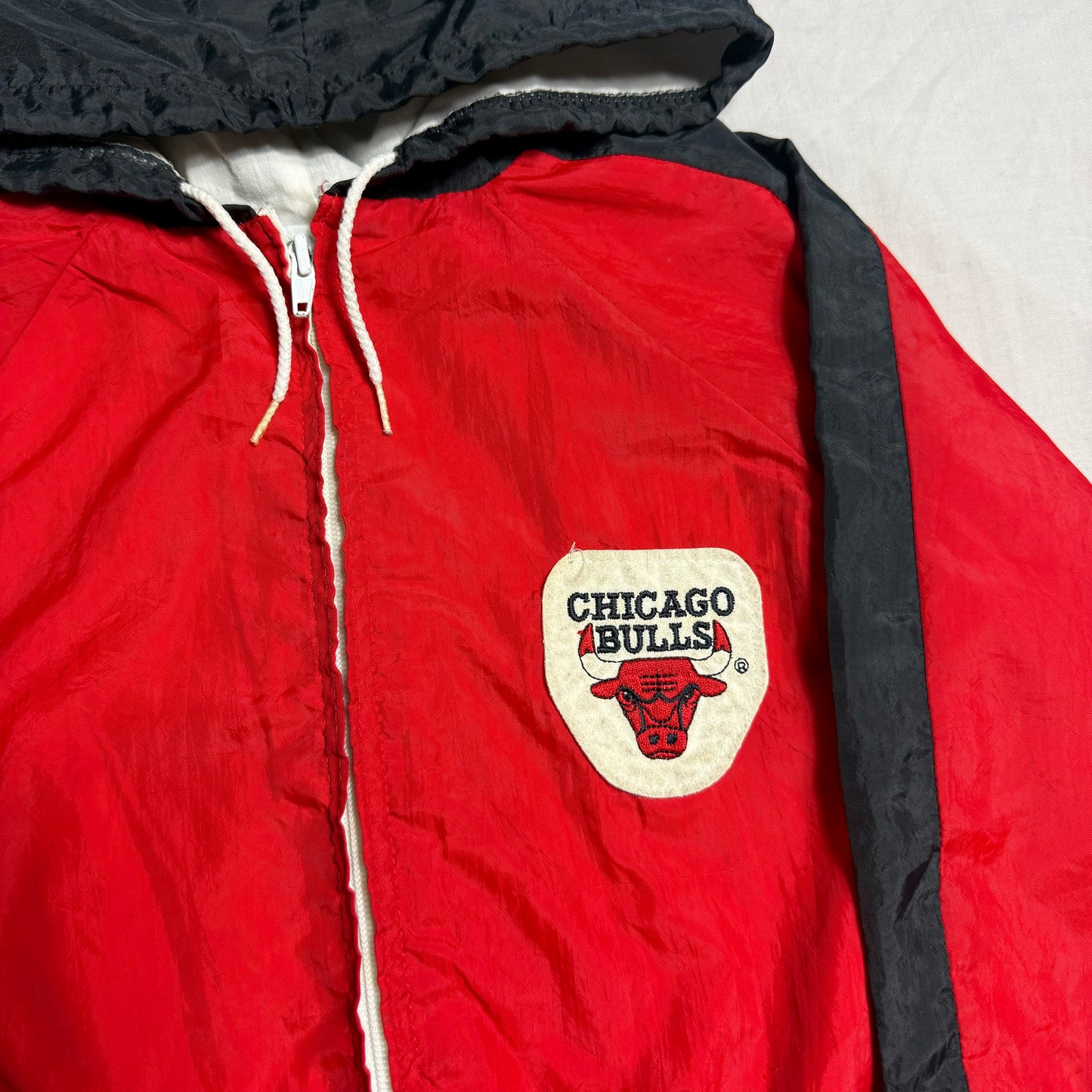 Chicago Bulls NBA Windbreaker 3-4 Years