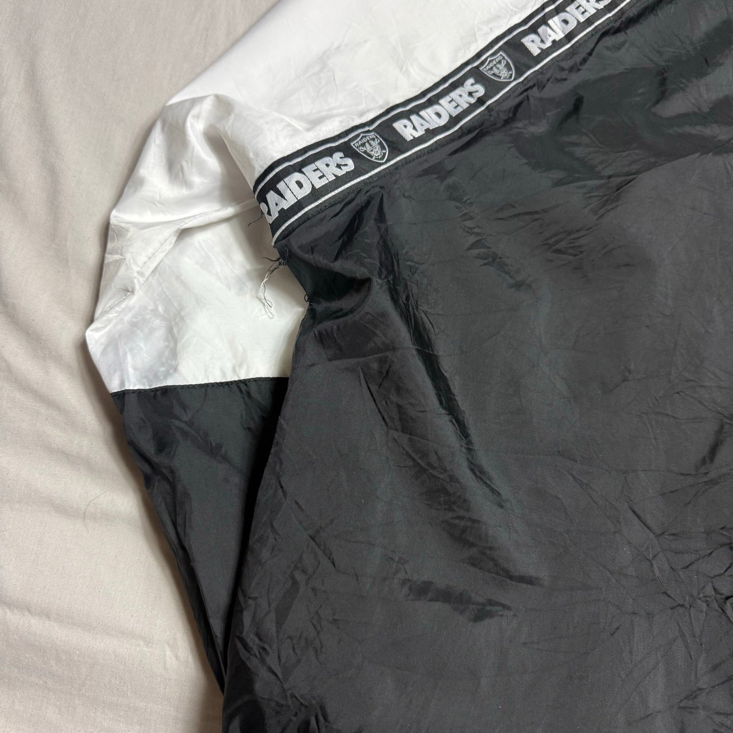Raiders NFL Windbreaker 11-12 Years