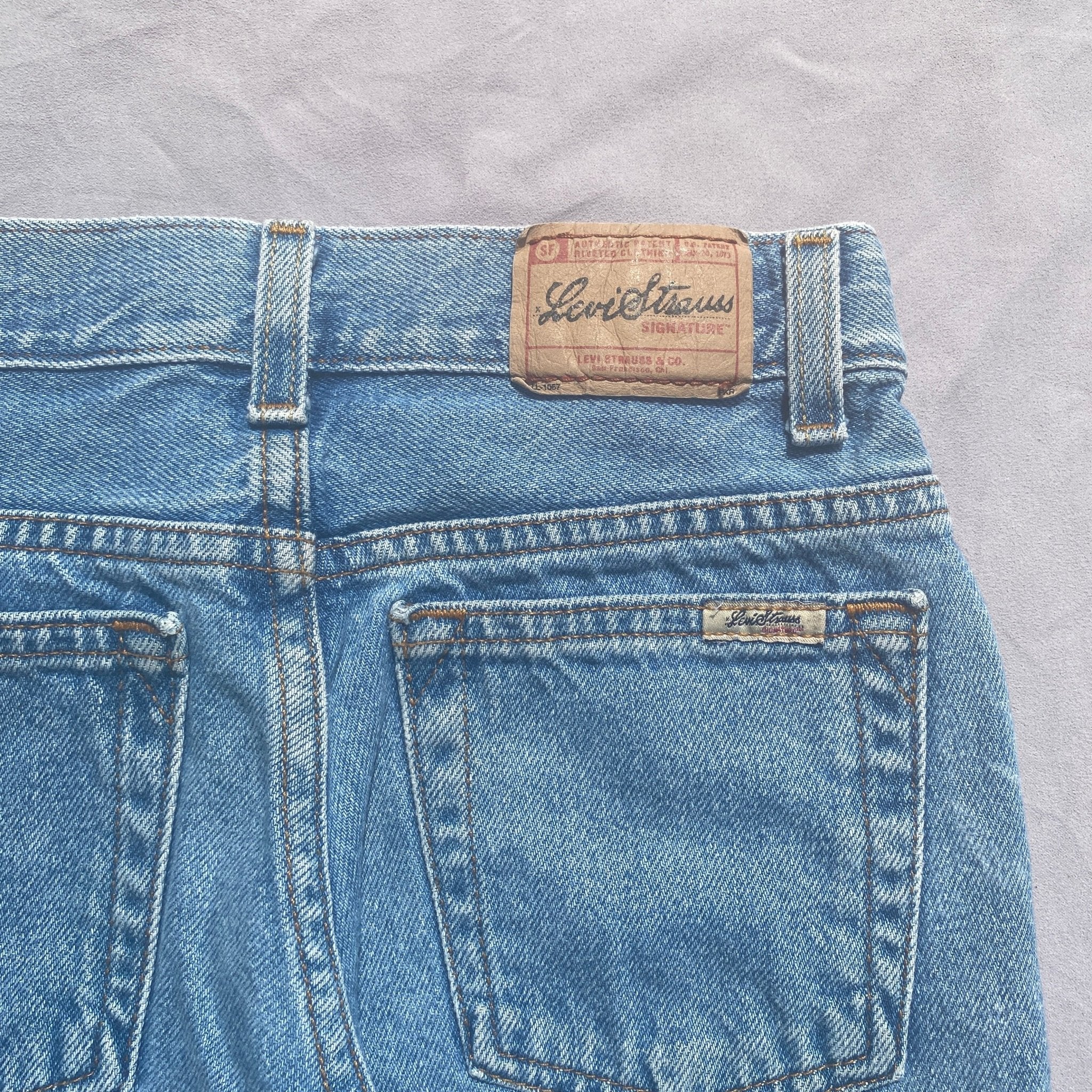 Levi's Lightwash Denim Jeans 6 - 7 Years Levi's_Lightwash_Denim_Jeans_206 - Secondly