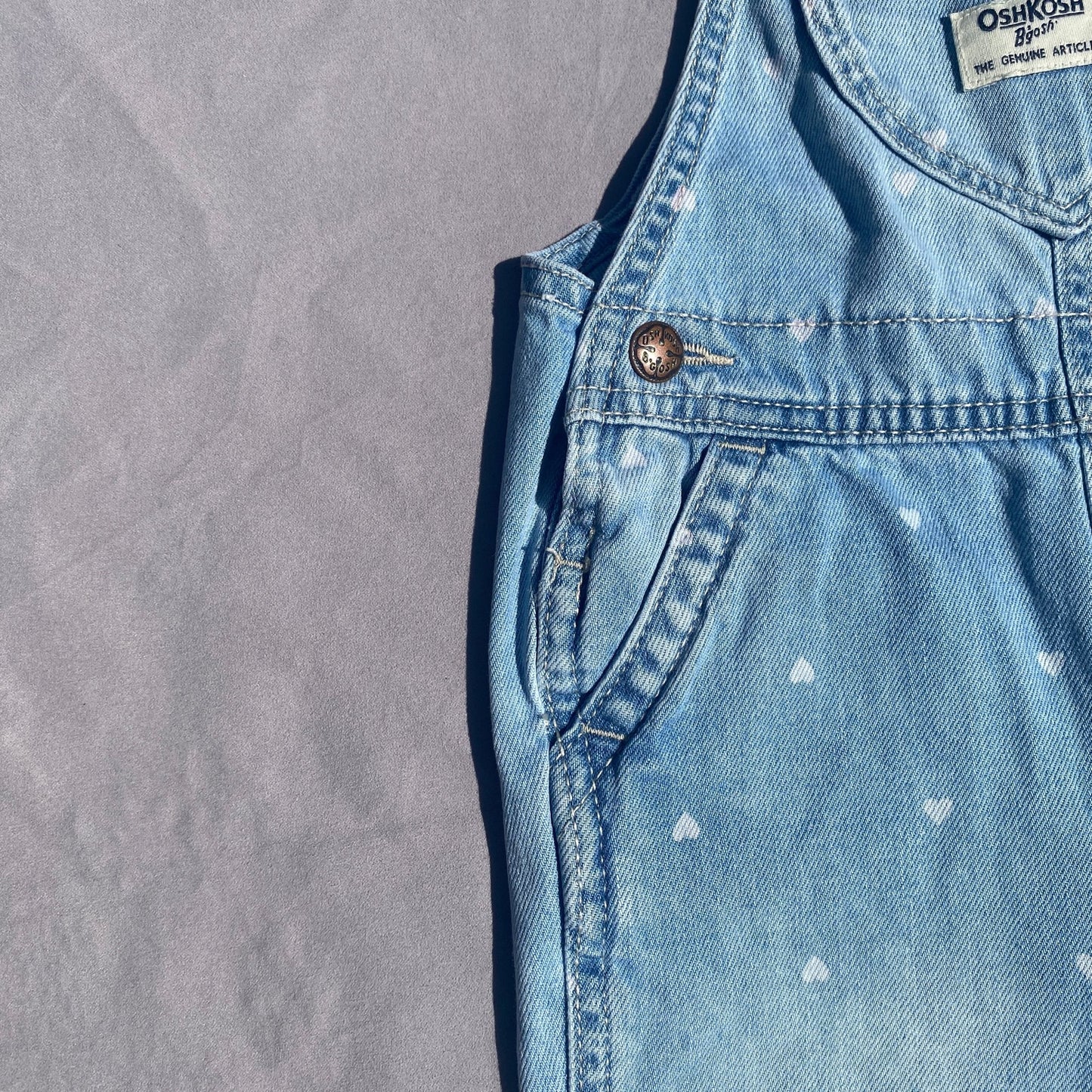 OshKosh B'Gosh Heart Dungarees 12 - 18 Months OshKosh_B'Gosh_Heart_Dungarees_239 - Secondly