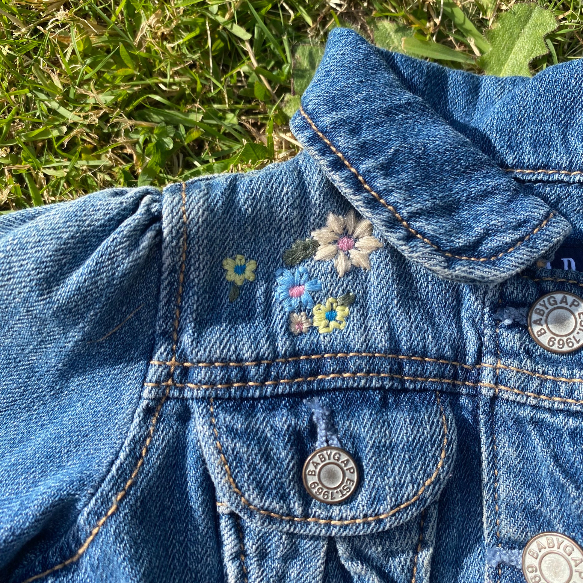 Embroidered Denim Jacket Denim Embroidered Embroidered_Denim_Jacket_56 - Secondly