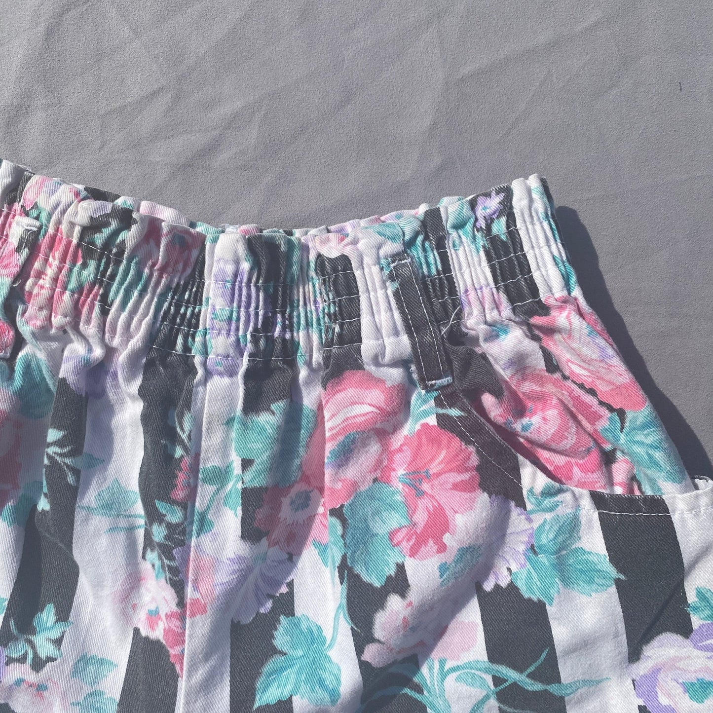 Vintage Floral Stripe Shorts 7 - 8 Years Vintage_Floral_Stripe_Shorts_193 - Secondly