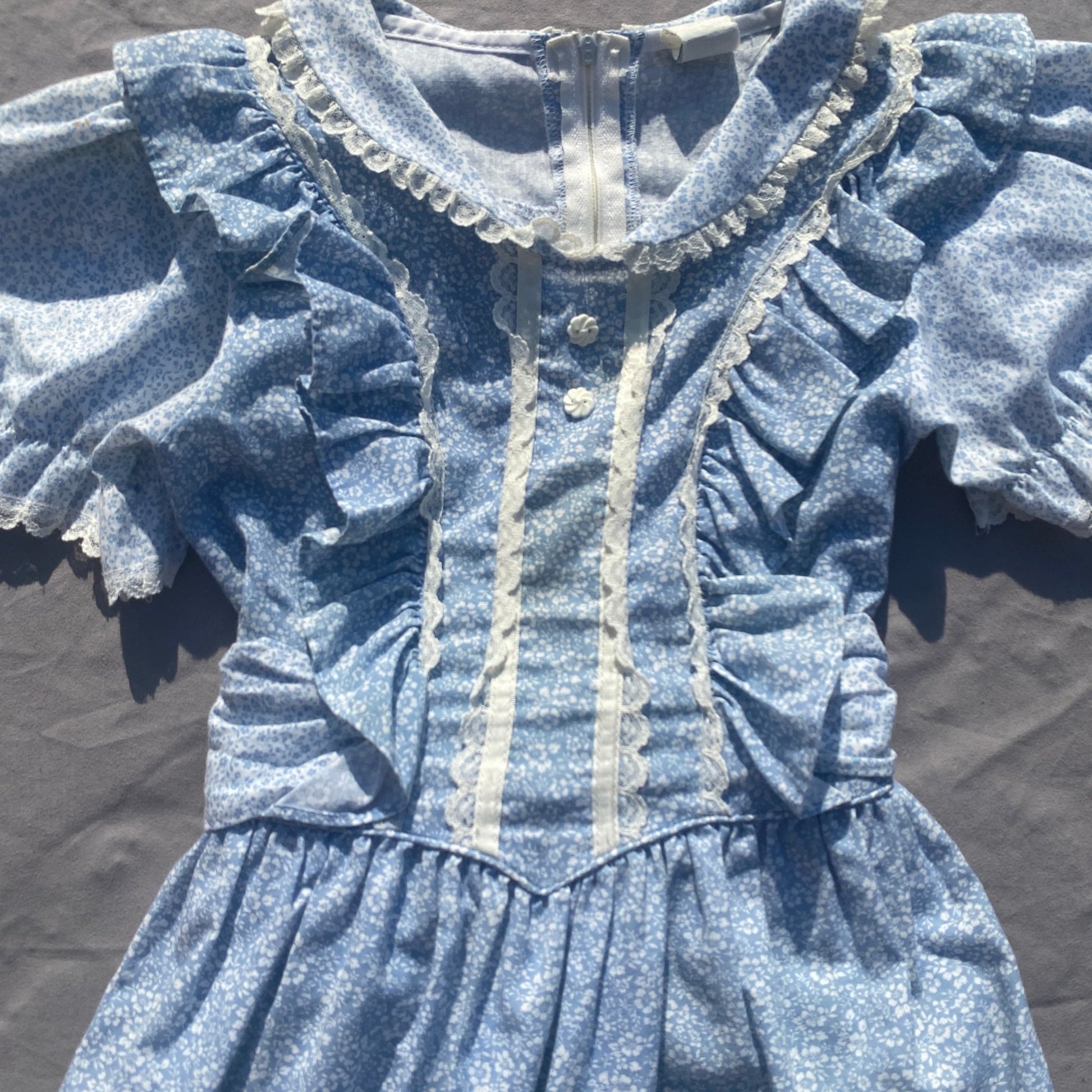 Vintage Prairie Floral Lace Frill Detail Dress 9 - 10 Years Vintage_prairie_Floral_Lace_Frill_Detail_Dress_153 - Secondly